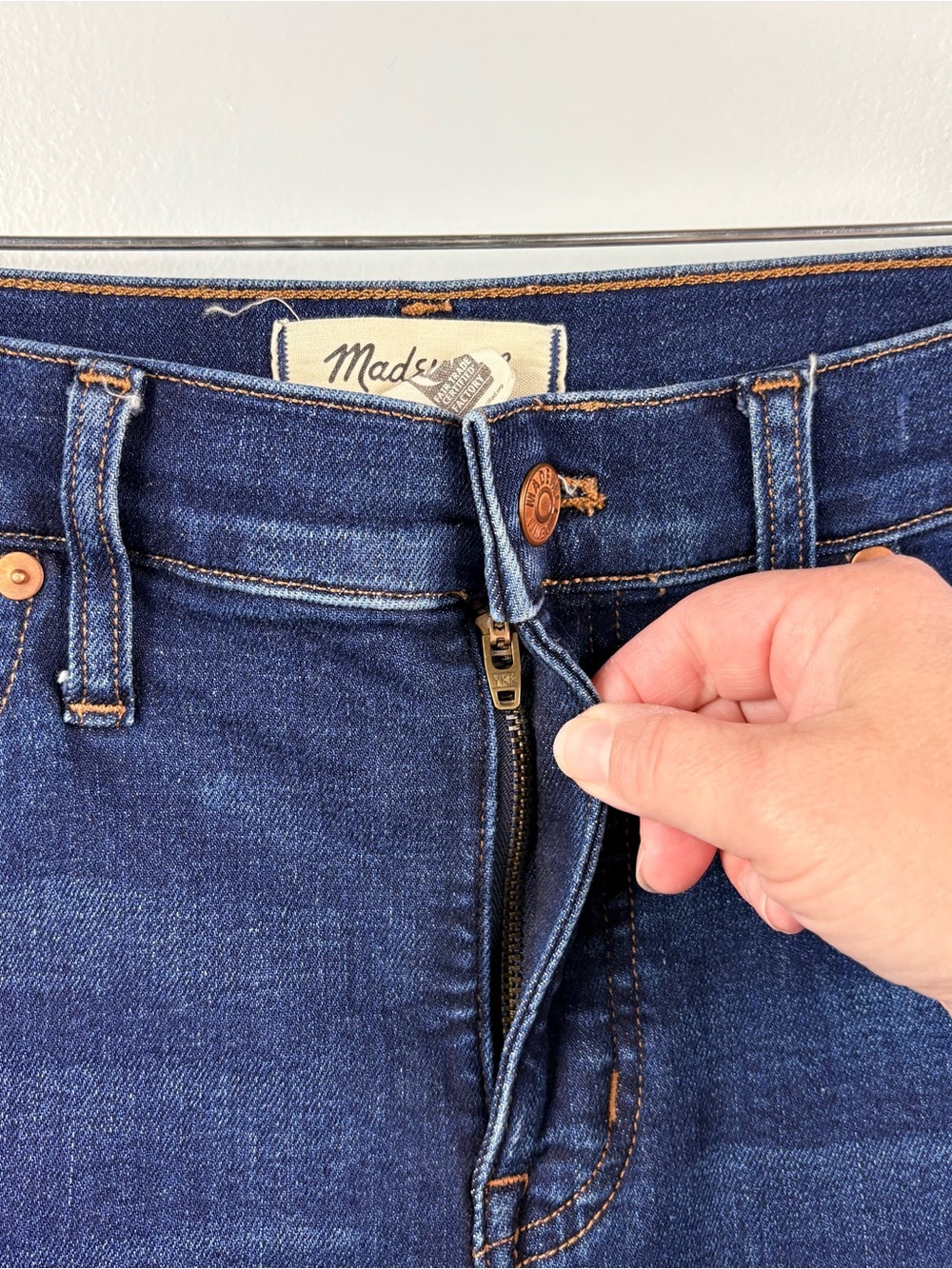 Madewell Mid-Rise Kick Out Crop Jeans NN471 Dark Wash Cali Demi Fit Sz 28 - Picture 5 of 15